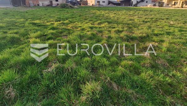 Карловац, Доня Сварца, земельный участок под застройку 550 м², отличное расположение