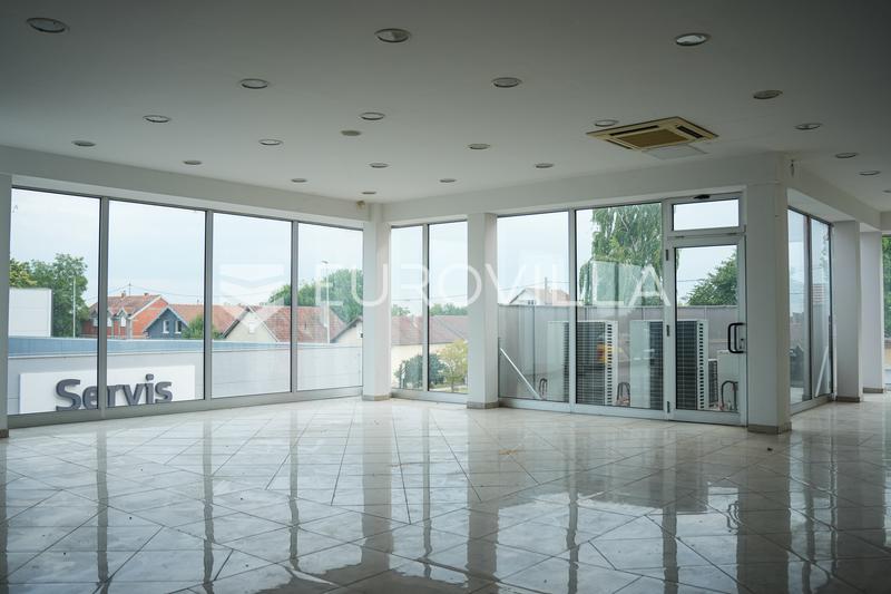 Vinkovci, Rent, Business building 459 m² - 14