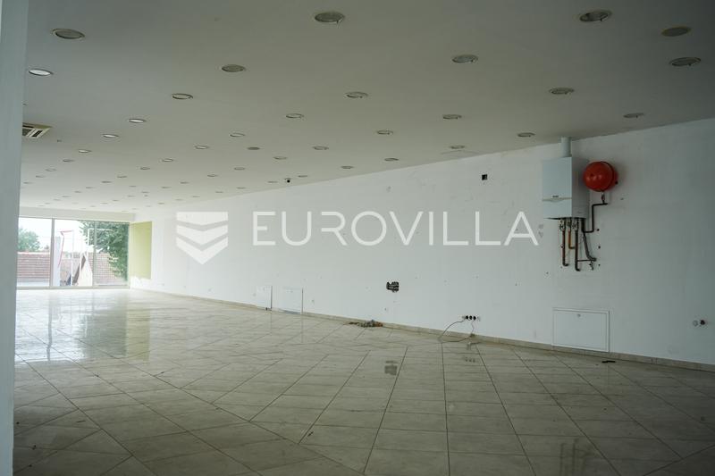 Vinkovci, Rent, Business building 459 m² - 12