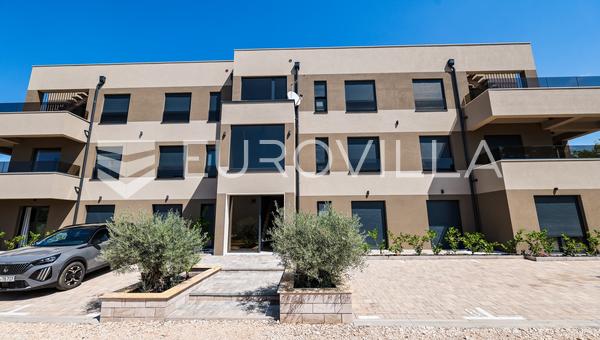 Zadar, Privlaka, nybyggeri, treværelses lejlighed med havudsigt 110,22 m²