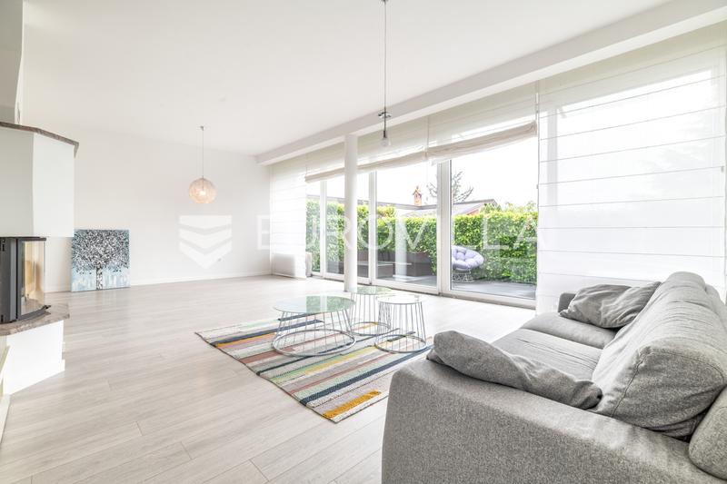 Zagreb, Remete, predivan četverosoban stan površine 176 m²