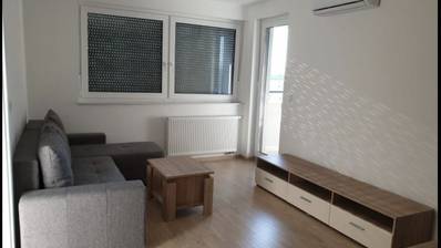 Zagreb, Volovčica, treværelses lejlighed med loggia og garageplads