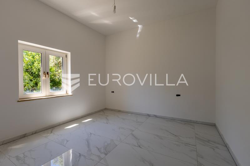 Omkring Poreč - Moderne stuelejlighed med en rummelig privat have - 9