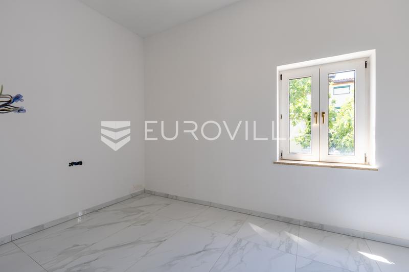 Omkring Poreč - Moderne stuelejlighed med en rummelig privat have - 7