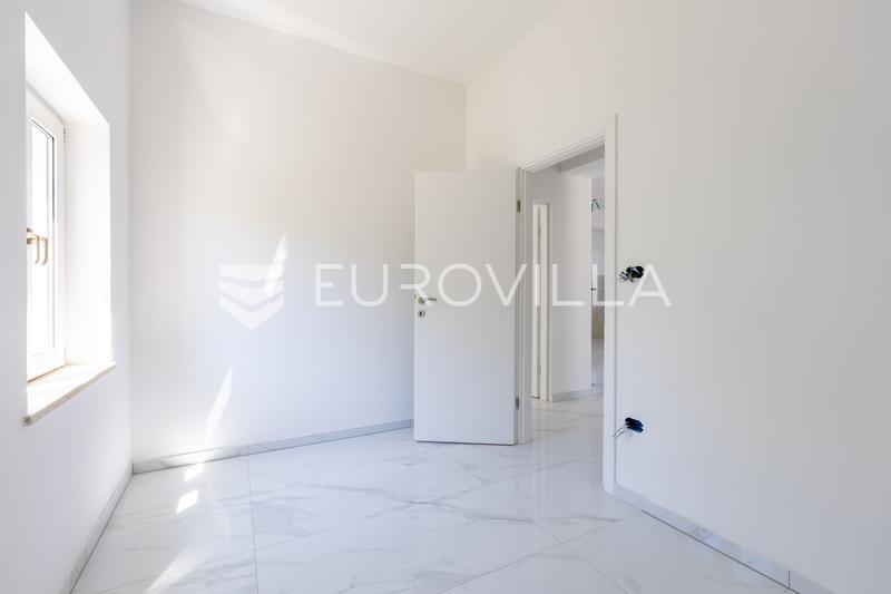 Omkring Poreč - Moderne stuelejlighed med en rummelig privat have - 8