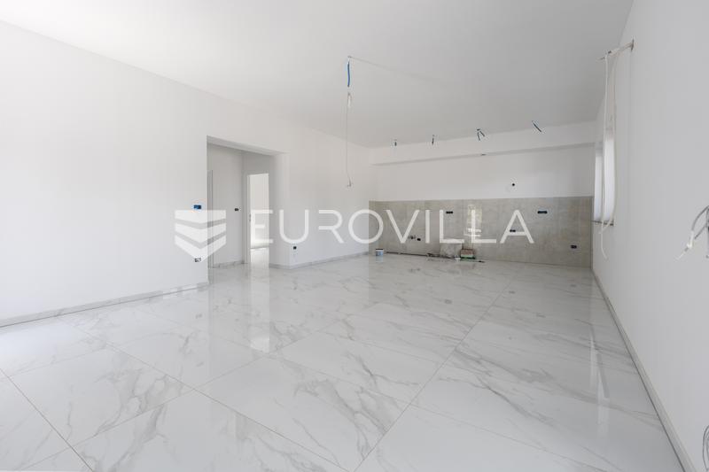 Omkring Poreč - Moderne stuelejlighed med en rummelig privat have - 2