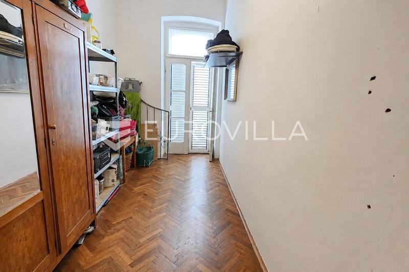 Crikvenica, háromszintes ház a sétányon két külön bejárattal, első sor a tengerhez. - 6