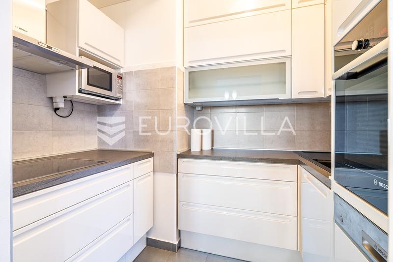 Zagreb, Darwinova, bel appartement de trois pièces avec 2 garages, 134 m² - 4