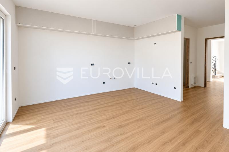 Cres, Melin, dvosoban stan 70 m² s okućnicom, 100 m od mora - 2