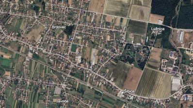 Zaprešić, Brdovec, građevinsko zemljište 2.101 m² s kućom za potpunu adaptaciju