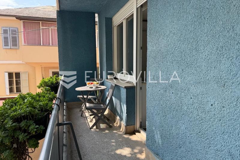 Pula, Centro, aluga-se apartamento de dois quartos com estacionamento para arrendamento de longa duração. - 6