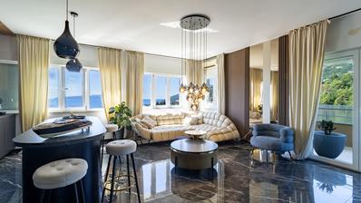 Opatija, Icici, apartamento de design com vista para o mar, NKP 91 m2.