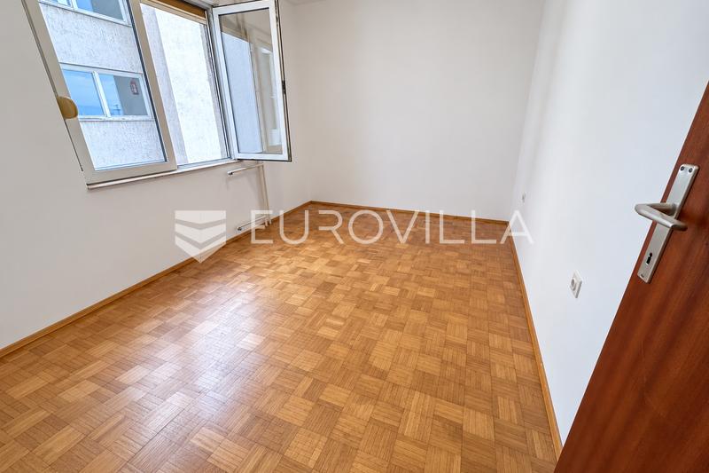 Rijeka, klassiek driekamerappartement, 63 m², uitzicht op zee en Ucka - 9