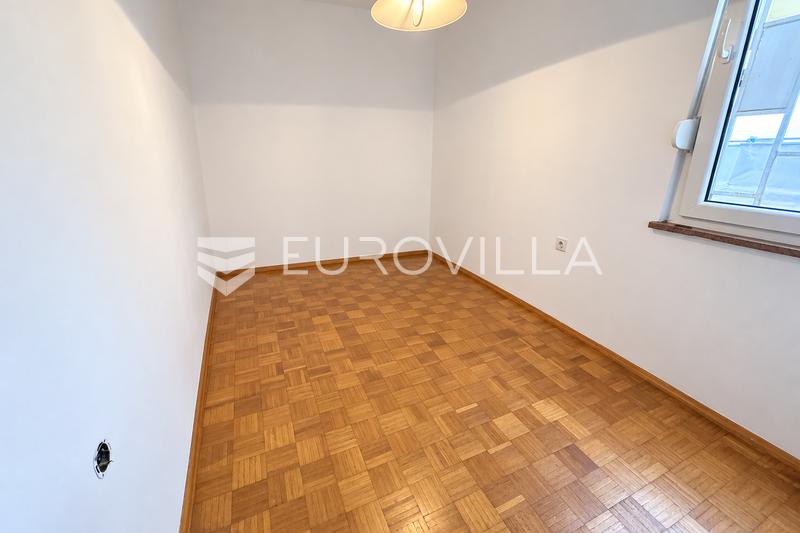 Rijeka, klassiek driekamerappartement, 63 m², uitzicht op zee en Ucka - 10