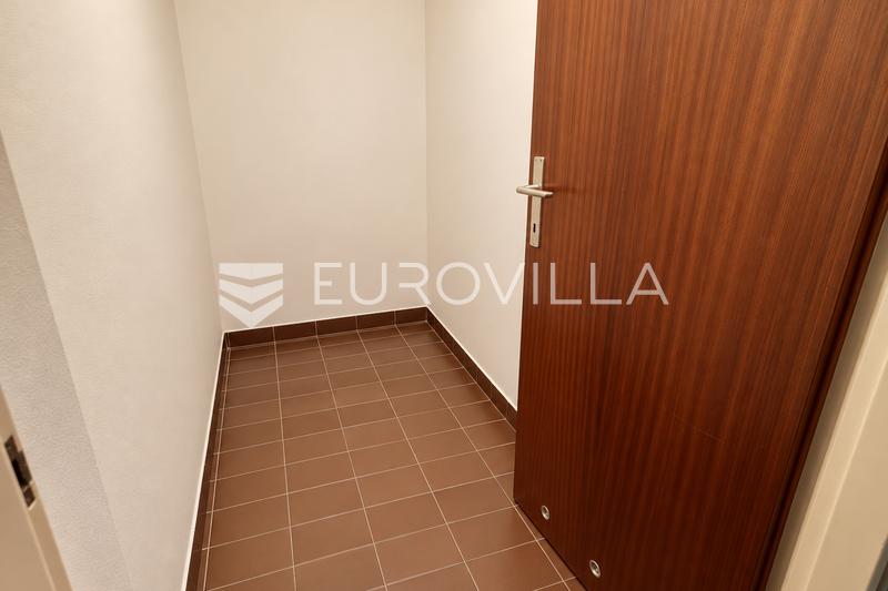 Rijeka, klassiek driekamerappartement, 63 m², uitzicht op zee en Ucka - 7