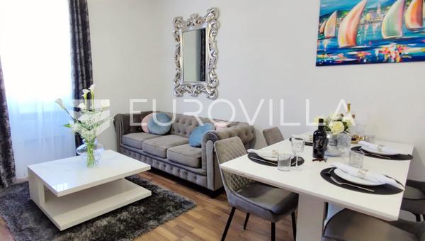 Zadar, Staré Město, zrekonstruovaný, elegantní, 30 m od Náměstí národa, Výhled na Kalelargu