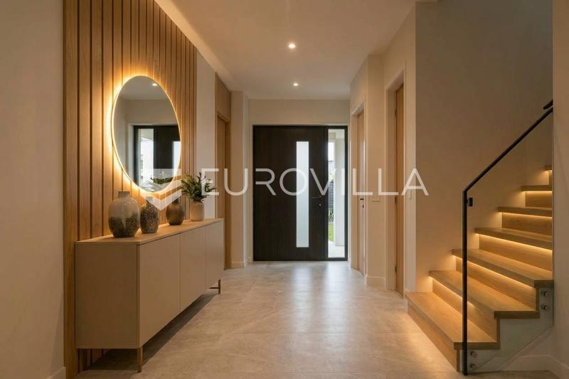 Osijek, Tvrdavica, lyxigt familjehus med tre sovrum, ett garage och en trädgård - 3
