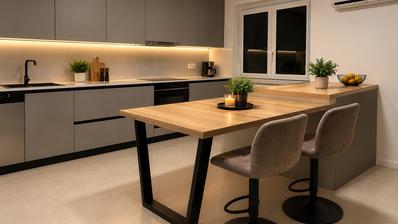 Zagreb, Remete, newly renovated three-room apartment with two terraces, 70 m²