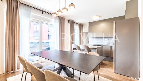 Zagreb, parque Maksimir, apartamento moderno de três quartos de 110 m² com garagem