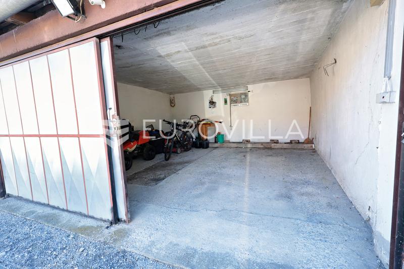 Suhopolje, dom z garażem i 14 489 m² działki - 9
