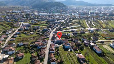 Metković, Opuzenska-katu, kalustettu 80 m² kaksio