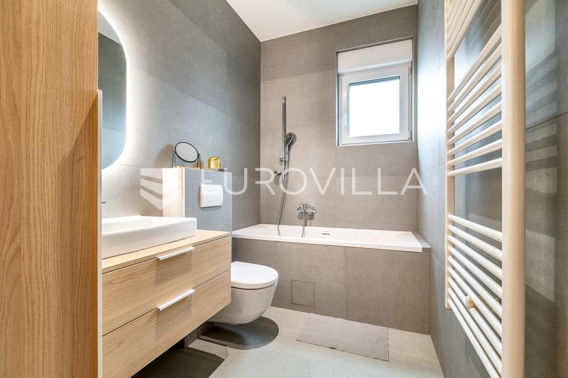 Zagreb, Trnje, NEWLY BUILT, two-bedroom apartment with garden and parking 68 m²