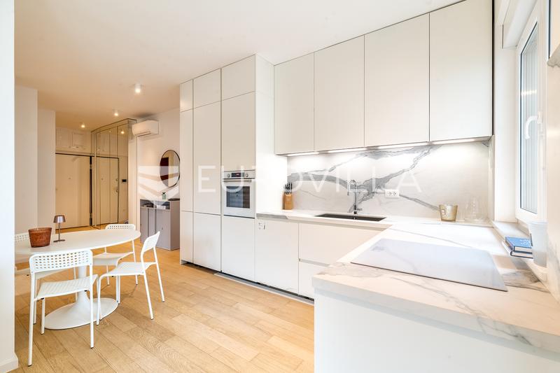 Zagreb, Trnje, NEWLY BUILT, two-bedroom apartment with garden and parking 68 m²