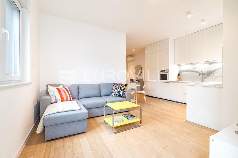 Zagreb, Trnje, NEWLY BUILT, two-bedroom apartment with garden and parking 68 m²