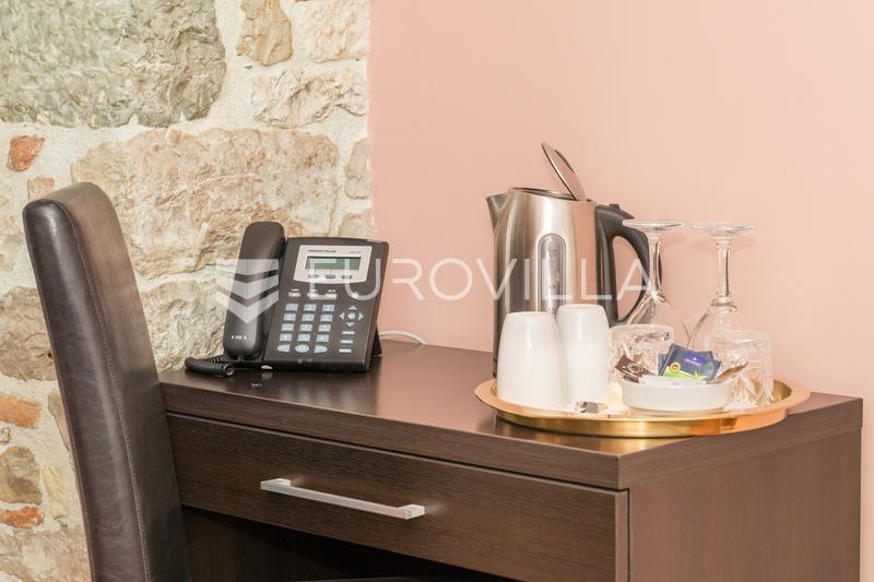 Split, şehir merkezi, köklü bir işletmeye sahip özel 4 yıldızlı Heritage otel - 4
