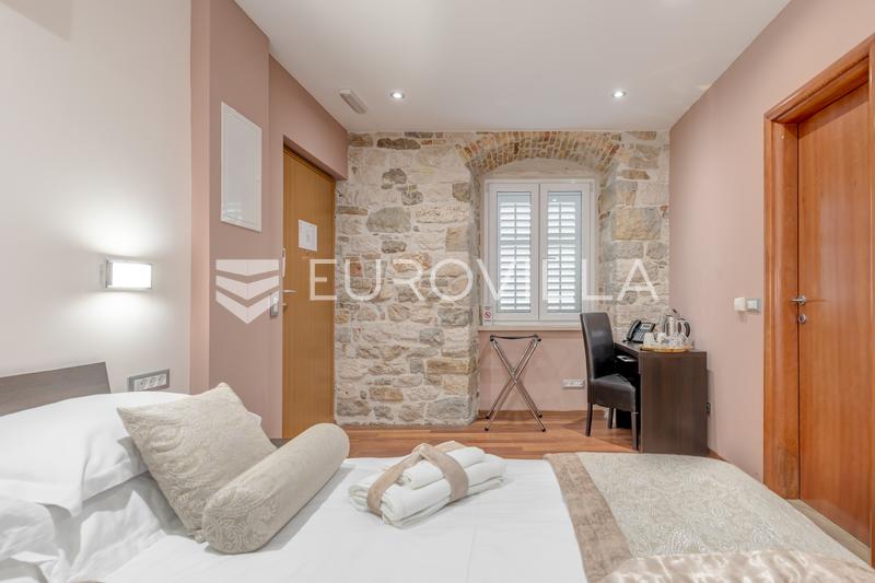 Split, şehir merkezi, köklü bir işletmeye sahip özel 4 yıldızlı Heritage otel - 17