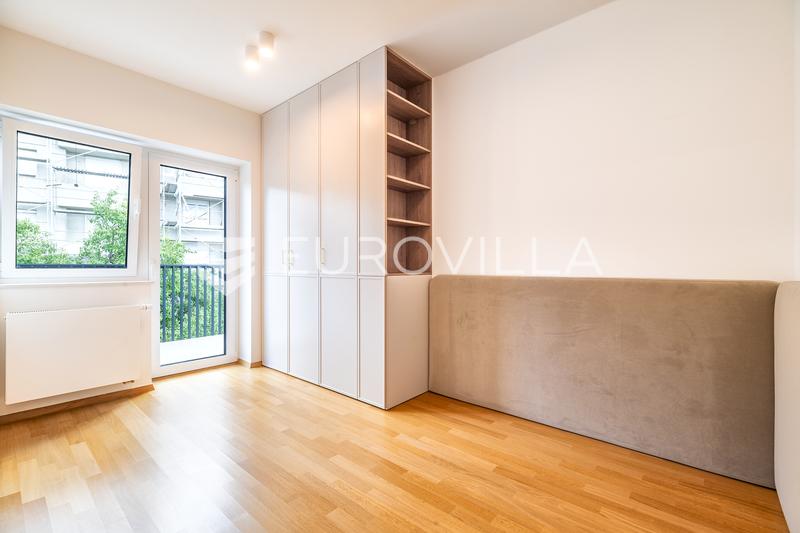 Zagreb, Lašćina, ekskluzivan četverosoban stan s balkonom od 130 m², garažno parkirno mjesto - 8