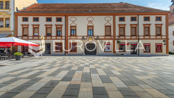 Varaždin, Centro, apartamento 110 m², ubicación privilegiada