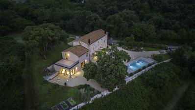 Albona, Terra d'ombra, villa indipendente unica su un grande terreno con vista