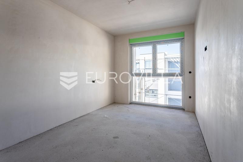 Makarska, moderan dvosoban stan u luksuznoj zgradi sa zajedničkim bazenom