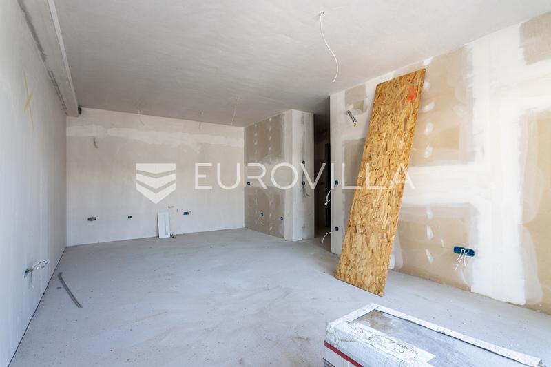 Makarska, moderan dvosoban stan u luksuznoj zgradi sa zajedničkim bazenom