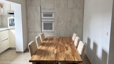 Vis, beautiful renovated one-bedroom apartment, second row to the sea