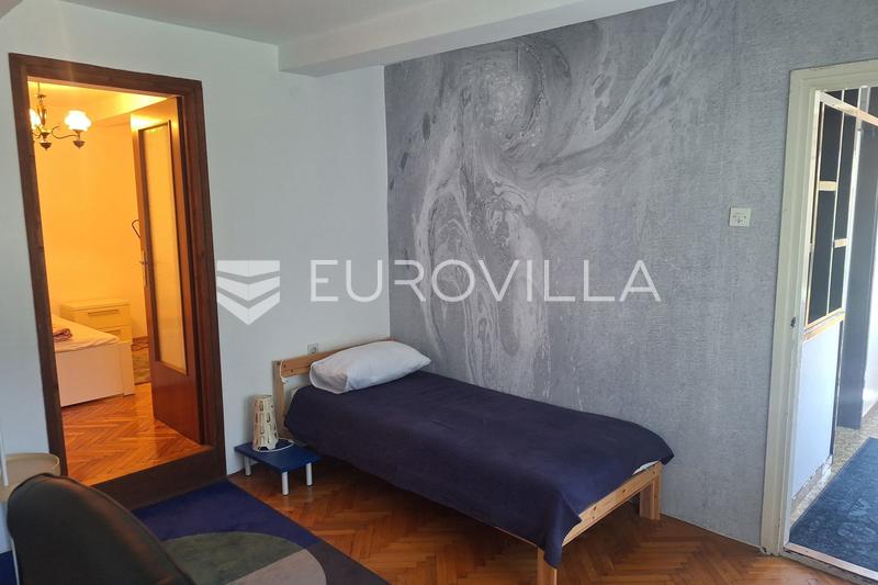 Zagreb, Maksimir, Dugi dol, dvosoban stan 40 m2 s vrtom
