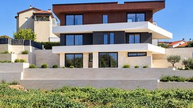 KRK, LUXUS új építésű, 2 hálószobás ingatlan, duplex lakás 132 m², terasz, kert, erkély