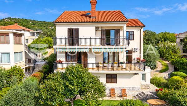 Kostrena, Vrh Martinščice, samostojeća kuća 300 m², pogled na more