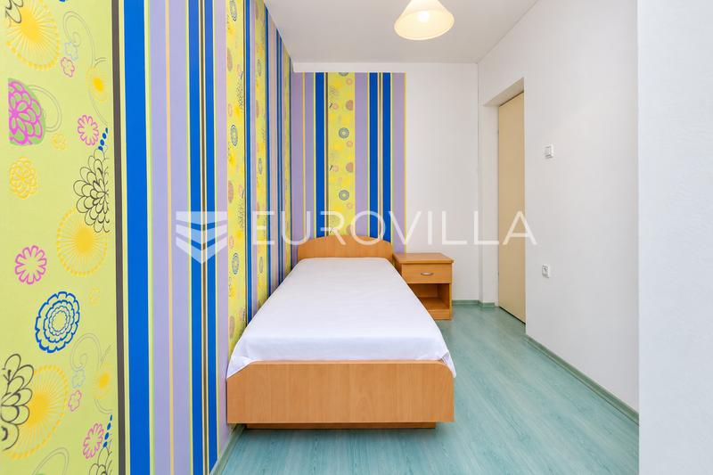 Kostrena, Vrh Martinščice, samostojeća kuća 300 m², pogled na more - 31