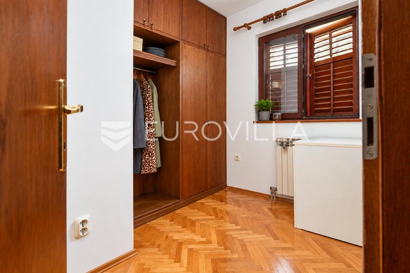 Kostrena, Vrh Martinščice, samostojeća kuća 300 m², pogled na more - 10