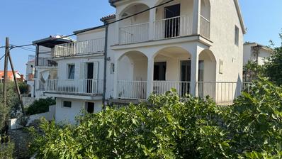 Šolta, Stomorska, samostojeća kuća s pogledom na more