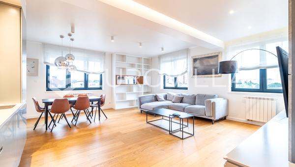 Zagreb, Maksimir, 91.31 m²'lik mükemmel üç yatak odalı daire, otoparklı