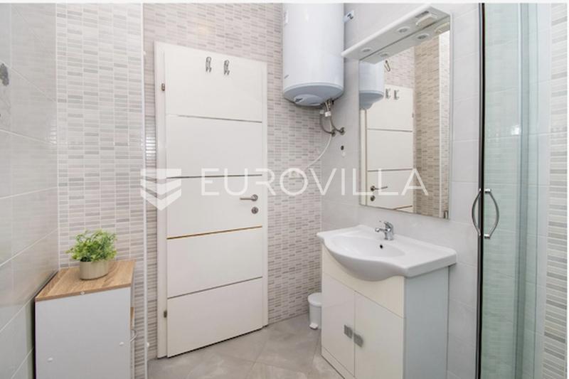 Privlaka, Mletak, two-level apartment 83 m² - 26