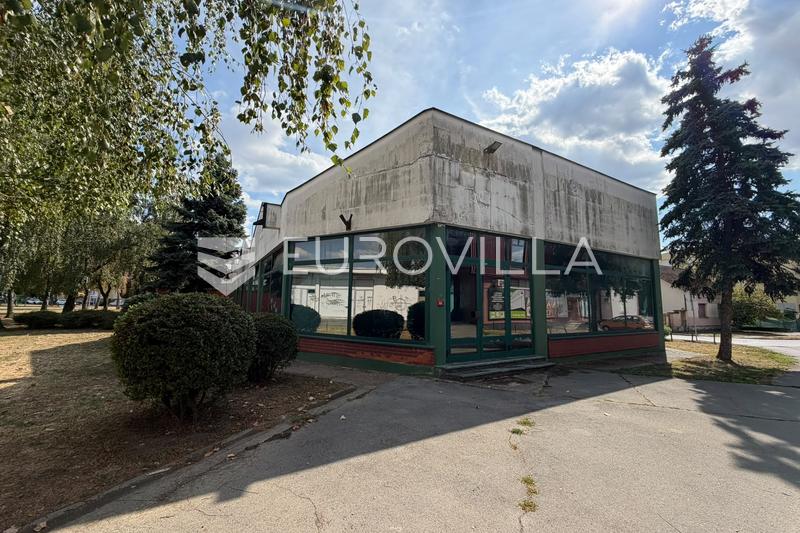 Đakovo, strogi Centar, poslovna zgrada 755 m² - 17