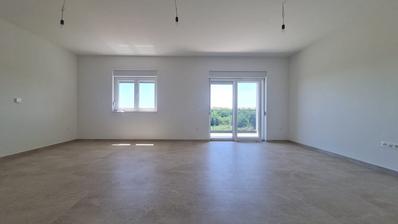 Vir, komforan trosoban apartman u centru otoka, novogradnja