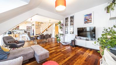 Zagreb, Precko, en smuk to-etagers lejlighed med et nettoareal på 133,58 m²