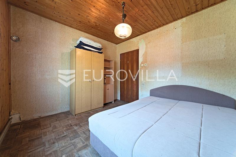Čepin, na prodaju prostrana kuća od 488 m² s tri stambene cjeline - 24