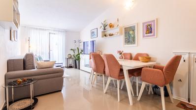 Podstrana, apartamento de um quarto com vista para o mar - aluguel de longa duração.
