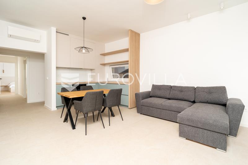 Zadar, Kožino, elegant two-bedroom apartment with a garden near the sea - 6